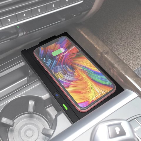 Беспроводная зарядка QI для BMW X5 / X6 2014-2018 г.в. Превью 1
